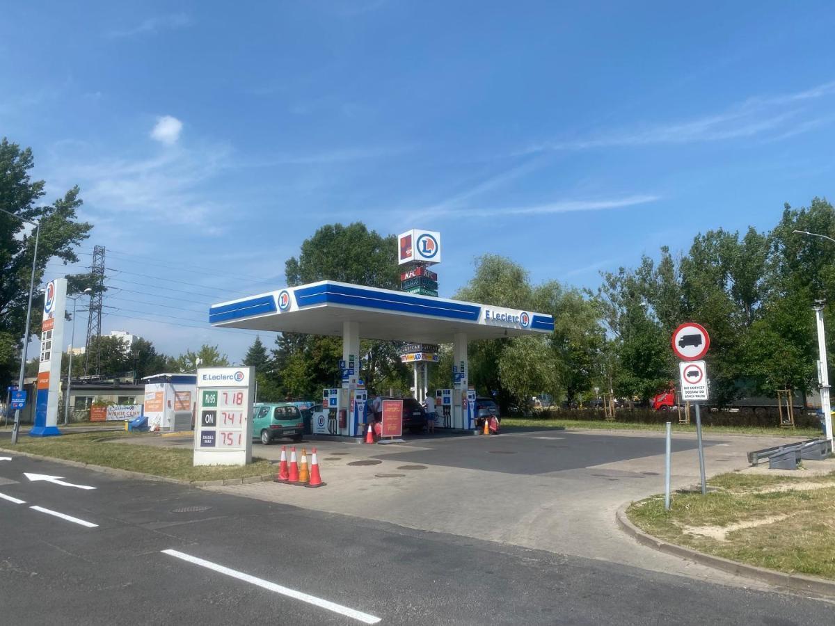 Pokoje Polinezyjska Varsovie Extérieur photo